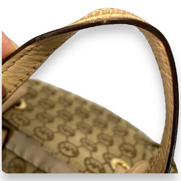 Michael Kors Tote Purse - Picture 10 of 16